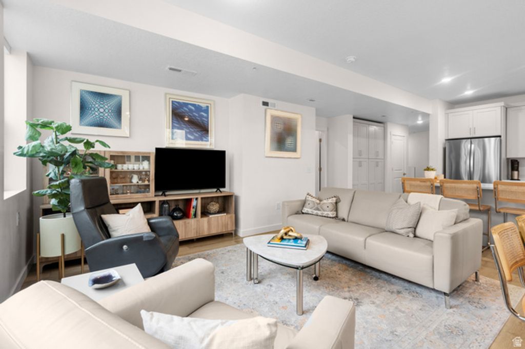 Image 19 of property listing at 8355 S SKY MIRROR LN #M102, Midvale, UT 84047