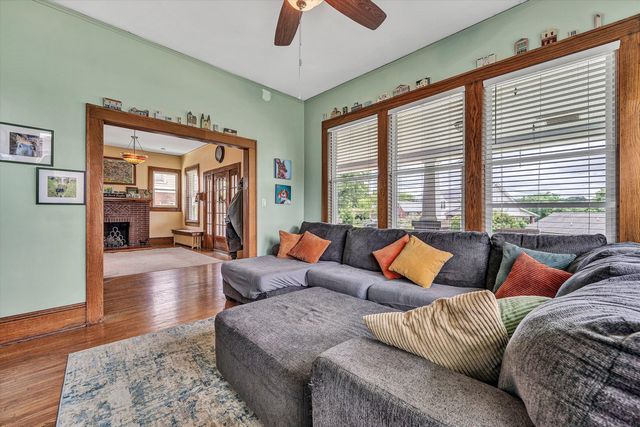 323 N Maple ST, Vinton, VA 24179