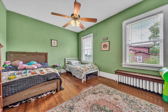 323 N Maple ST, Vinton, VA 24179
