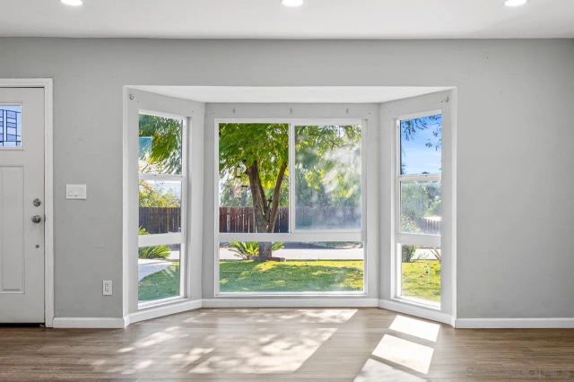 1395 S Somermont Dr., El Cajon, CA 92021