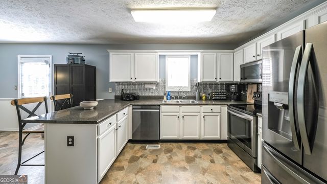 85 W Fork Way Way, Temple, GA 30179