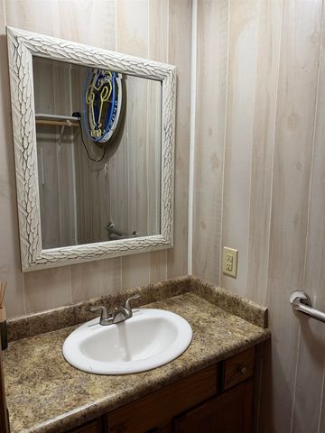 1042 BEAUTY RD, Bethel Springs, TN 38315