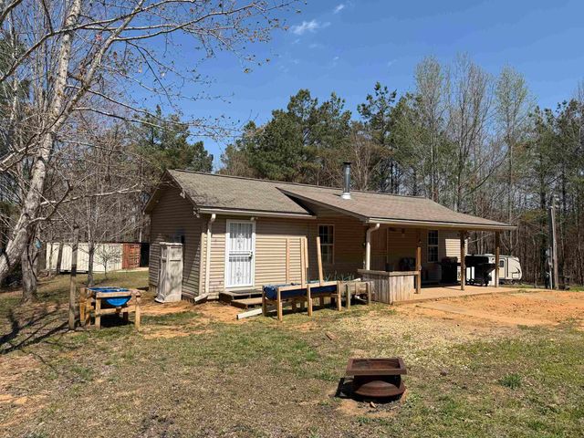 1042 BEAUTY RD, Bethel Springs, TN 38315