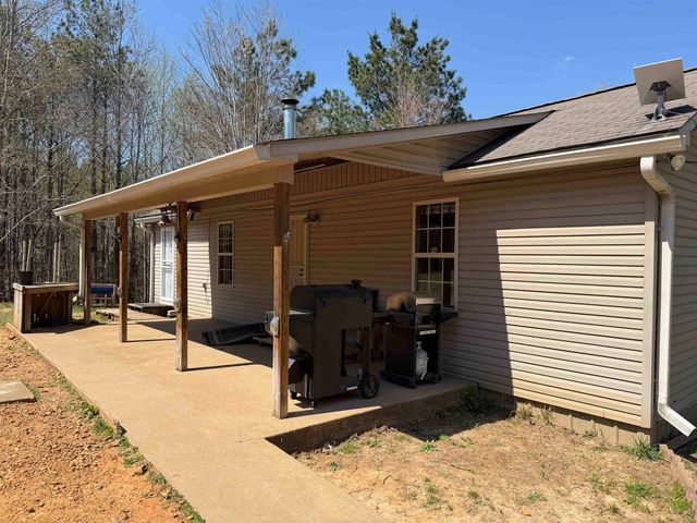 1042 BEAUTY RD, Bethel Springs, TN 38315