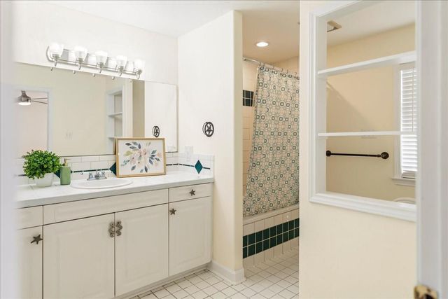 9 Ridgewood Circle, Wimberley, TX 78676