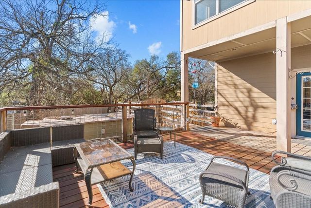 9 Ridgewood Circle, Wimberley, TX 78676