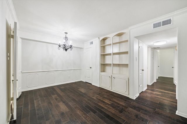 353 N Post Oak Lane 627, Houston, TX 77024