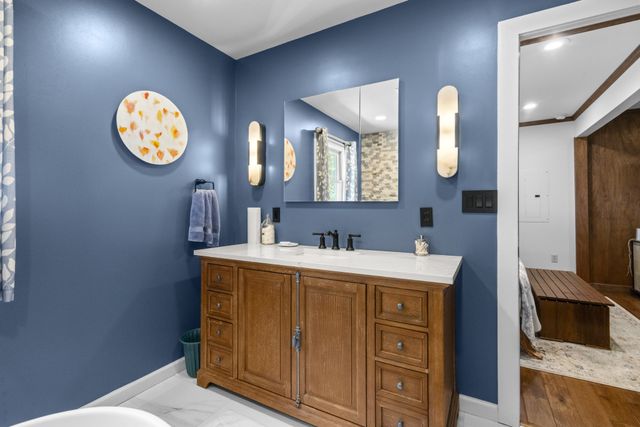 1035 Riverview Rd, Centerville, TN 37033