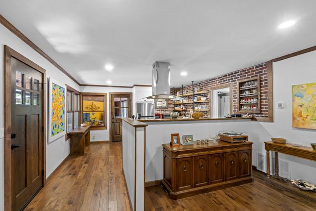 1035 Riverview Rd, Centerville, TN 37033