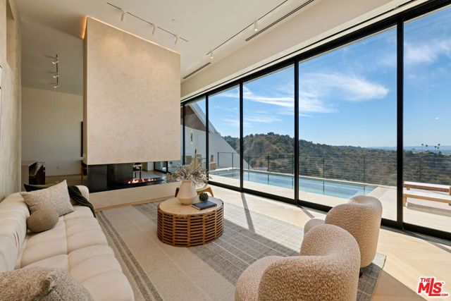 3699 Alta Mesa Drive, Studio City (los Angeles), CA 91604