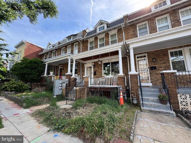 3721 9TH ST NW, Washington, DC 20010