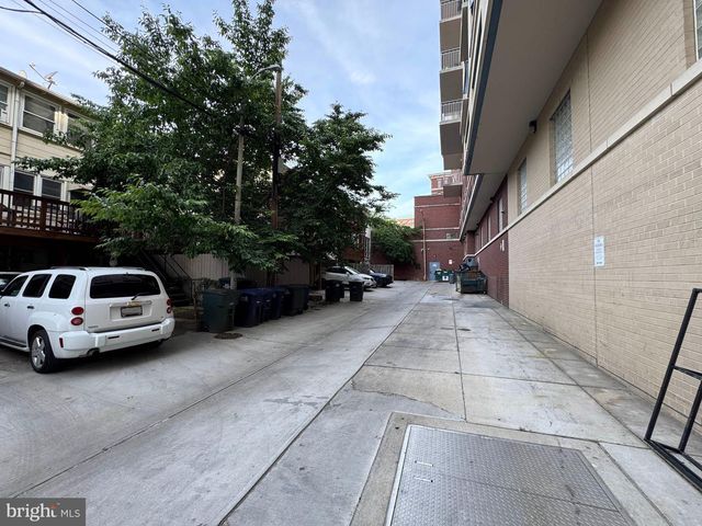 3721 9TH ST NW, Washington, DC 20010
