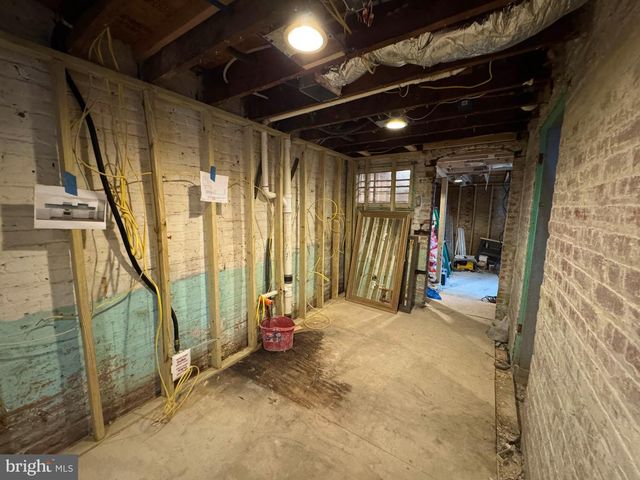 3721 9TH ST NW, Washington, DC 20010