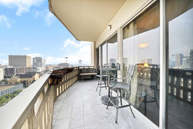 2016 Main Street 1201, Houston, TX 77002
