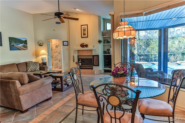 21 POPLAR Court S, Homosassa, FL 34446