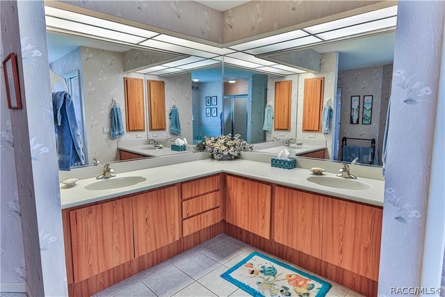 21 POPLAR Court S, Homosassa, FL 34446