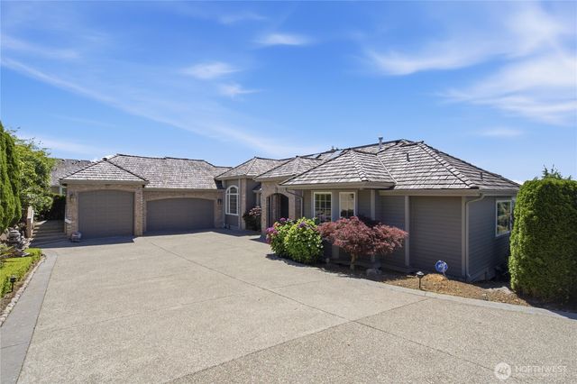 15423 SE 58th Street, Bellevue, WA 98006
