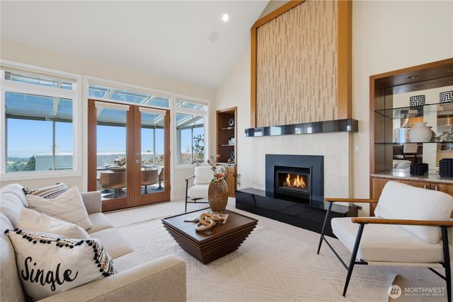 15423 SE 58th Street, Bellevue, WA 98006