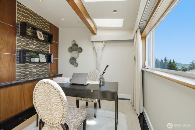 15423 SE 58th Street, Bellevue, WA 98006
