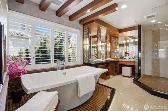 15423 SE 58th Street, Bellevue, WA 98006