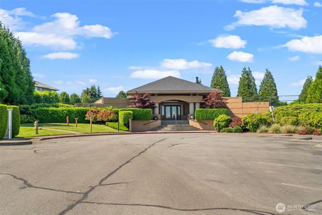 15423 SE 58th Street, Bellevue, WA 98006