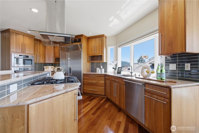 15423 SE 58th Street, Bellevue, WA 98006