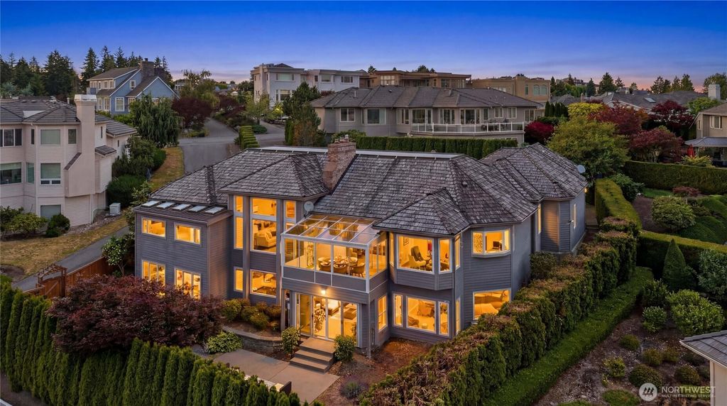15423 SE 58th Street, Bellevue, WA 98006