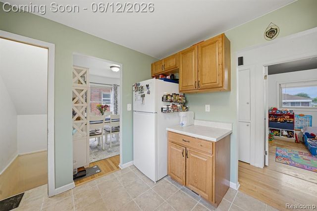 28750 Fountain Street, Roseville, MI 48066