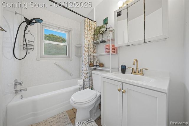 28750 Fountain Street, Roseville, MI 48066