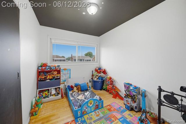 28750 Fountain Street, Roseville, MI 48066