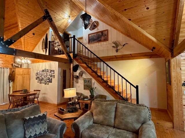369 Lake Forest Drive, Eureka Springs, AR 72631