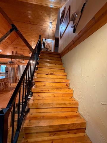 369 Lake Forest Drive, Eureka Springs, AR 72631