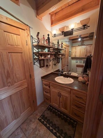 369 Lake Forest Drive, Eureka Springs, AR 72631