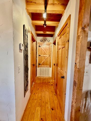369 Lake Forest Drive, Eureka Springs, AR 72631