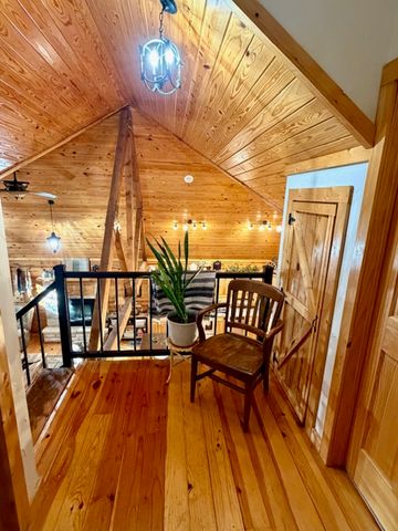 369 Lake Forest Drive, Eureka Springs, AR 72631