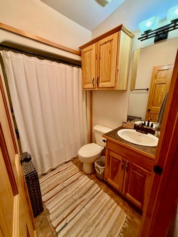 369 Lake Forest Drive, Eureka Springs, AR 72631