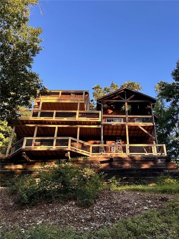 369 Lake Forest Drive, Eureka Springs, AR 72631