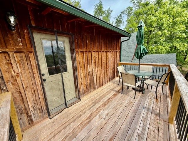 369 Lake Forest Drive, Eureka Springs, AR 72631