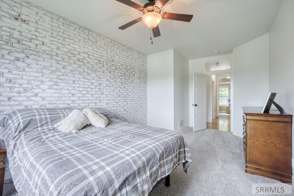 Image 19 of property listing at 6349 Tower Castle Loop, Ammon, ID 83406