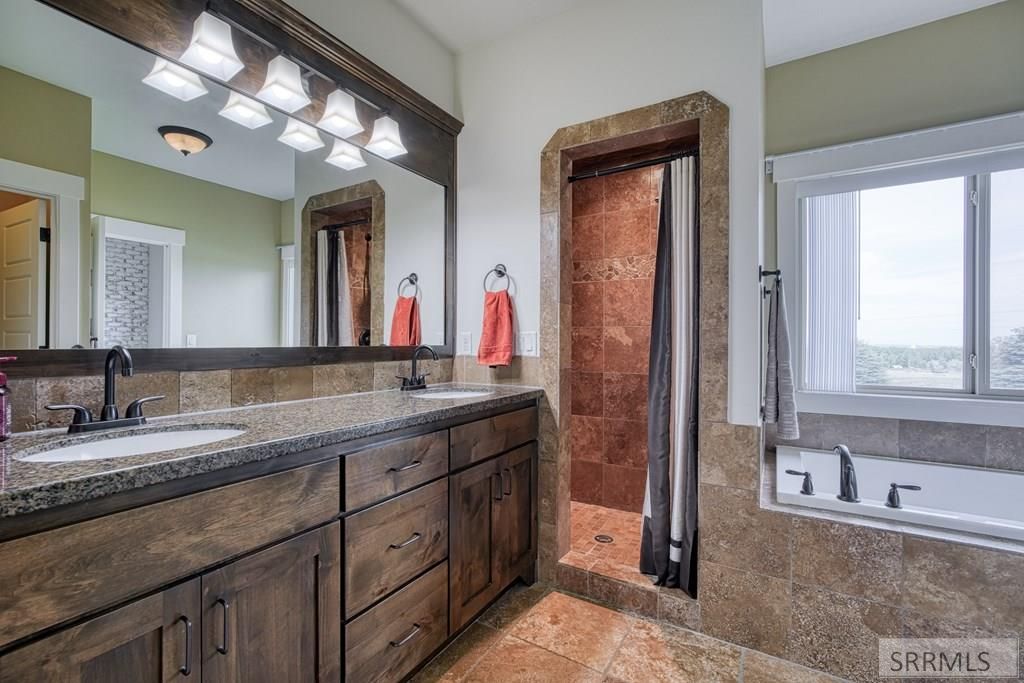 Image 20 of property listing at 6349 Tower Castle Loop, Ammon, ID 83406