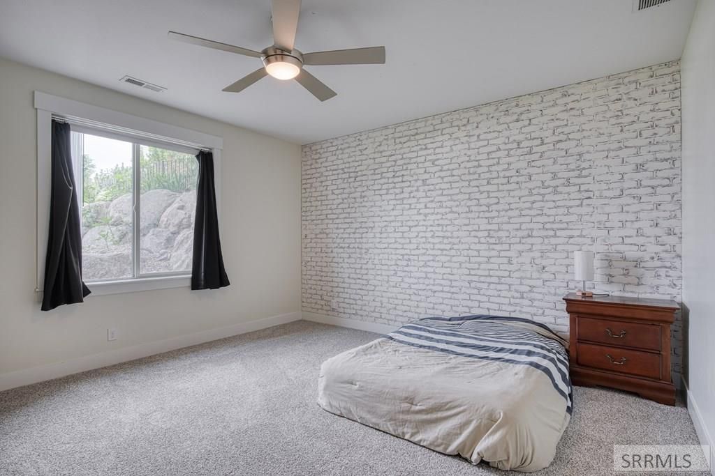 Image 40 of property listing at 6349 Tower Castle Loop, Ammon, ID 83406
