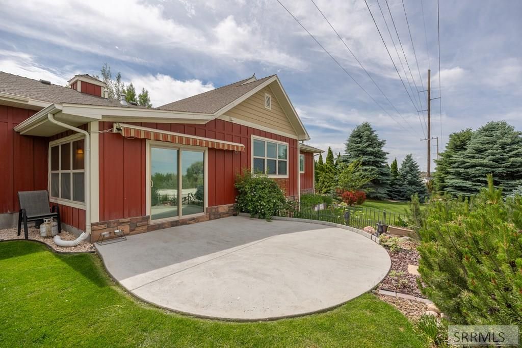 Image 46 of property listing at 6349 Tower Castle Loop, Ammon, ID 83406