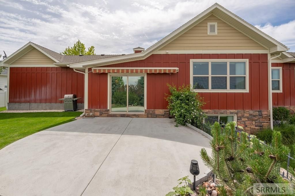 Image 48 of property listing at 6349 Tower Castle Loop, Ammon, ID 83406