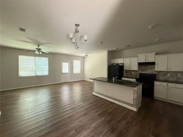 6446 Grey Fox Way, Riverdale, GA 30296