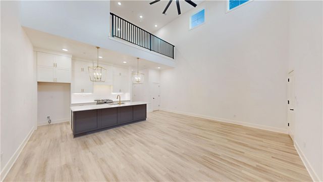 5916 S Bellview Road, Rogers, AR 72758