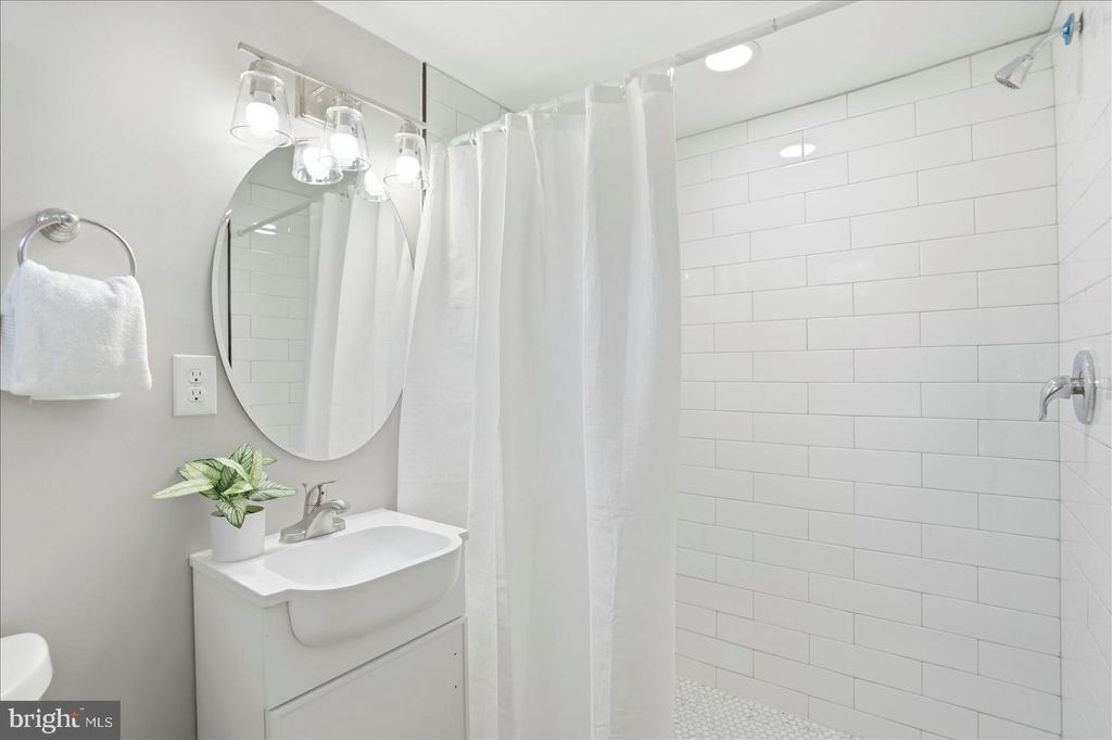 Image 15 of property listing at 1300 PENTRIDGE RD, Baltimore, MD 21239