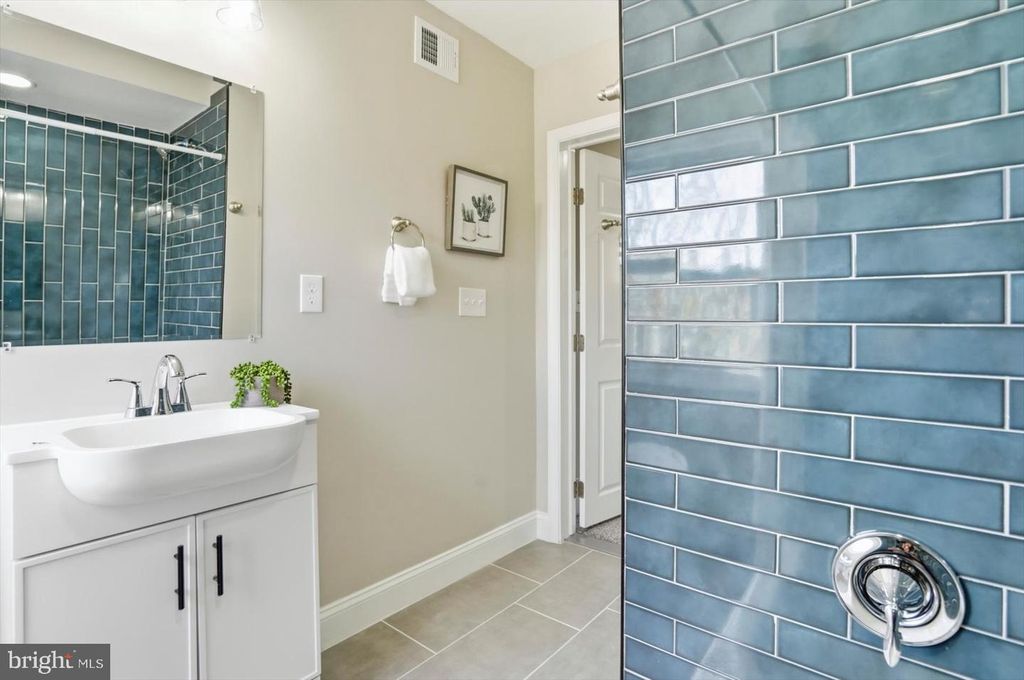 Image 27 of property listing at 1300 PENTRIDGE RD, Baltimore, MD 21239