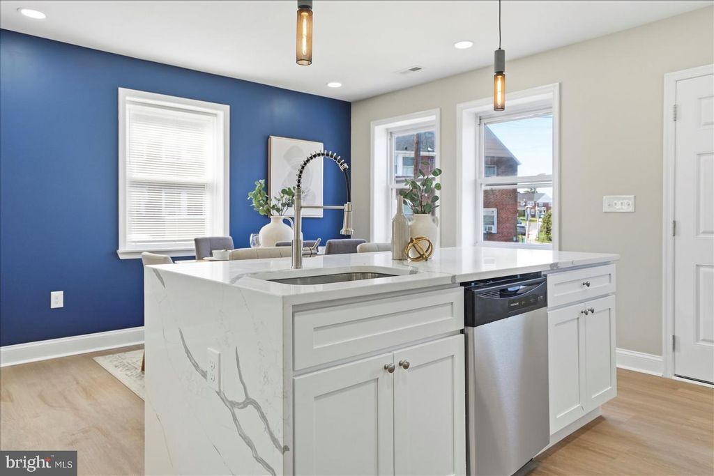 Image 7 of property listing at 1300 PENTRIDGE RD, Baltimore, MD 21239