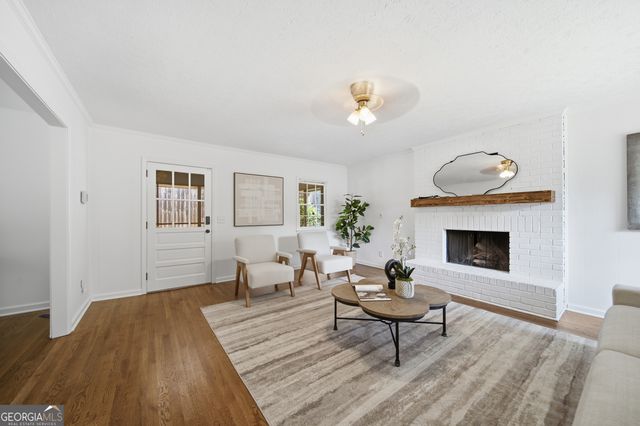 1447 Brook Valley Lane NE, Atlanta, GA 30324