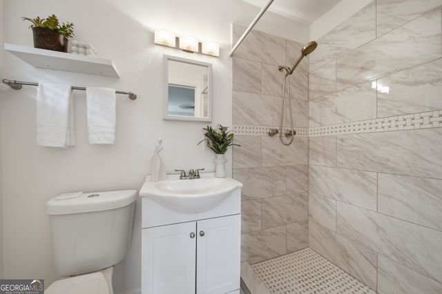 1447 Brook Valley Lane NE, Atlanta, GA 30324